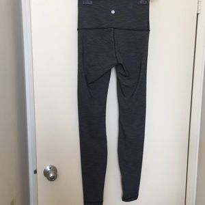 Dark gray Lululemon leggings